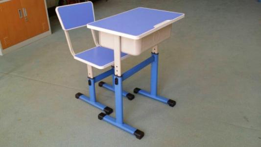 善學時尚家具：孩子的健康是如何被不合適的課桌椅影響的呢？